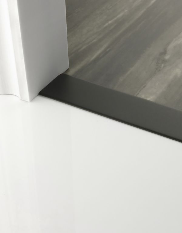 Black Hard Flooring Elite Cover