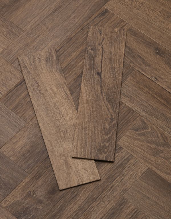 Elegance Herringbone - Lodge Oak